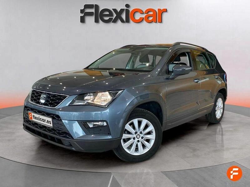 Usado Seat Ateca Reference 115 CV (84 kW) 2018 Gris SUV