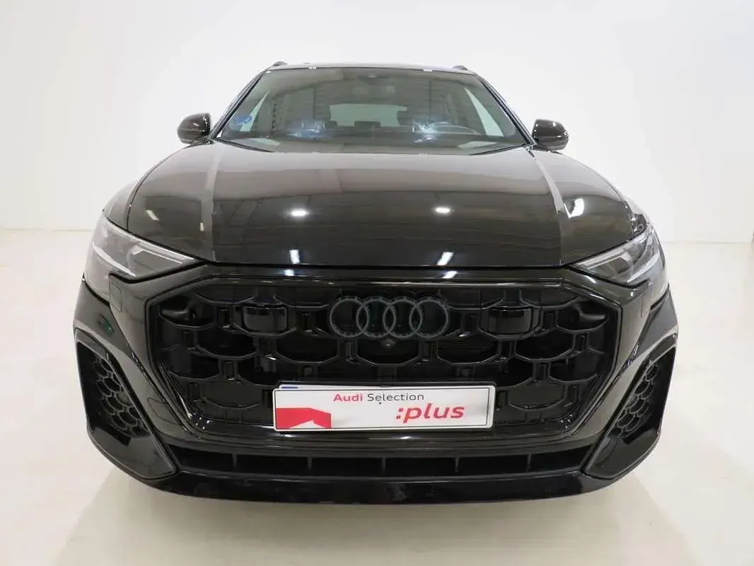 Usado Audi Q8 394 CV (289 kW) 2025 Negro SUV
