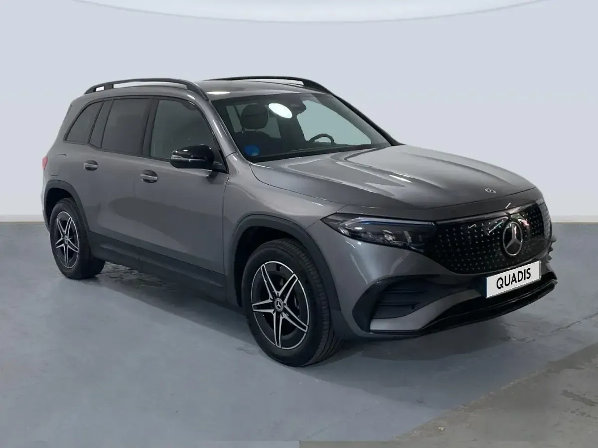 Usado Mercedes EQB300 167 kW (228 CV) 2025 Gris SUV