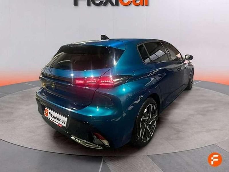 Usado Peugeot 308 Allure 131 CV (96 kW) 2024 Verde Utilitario