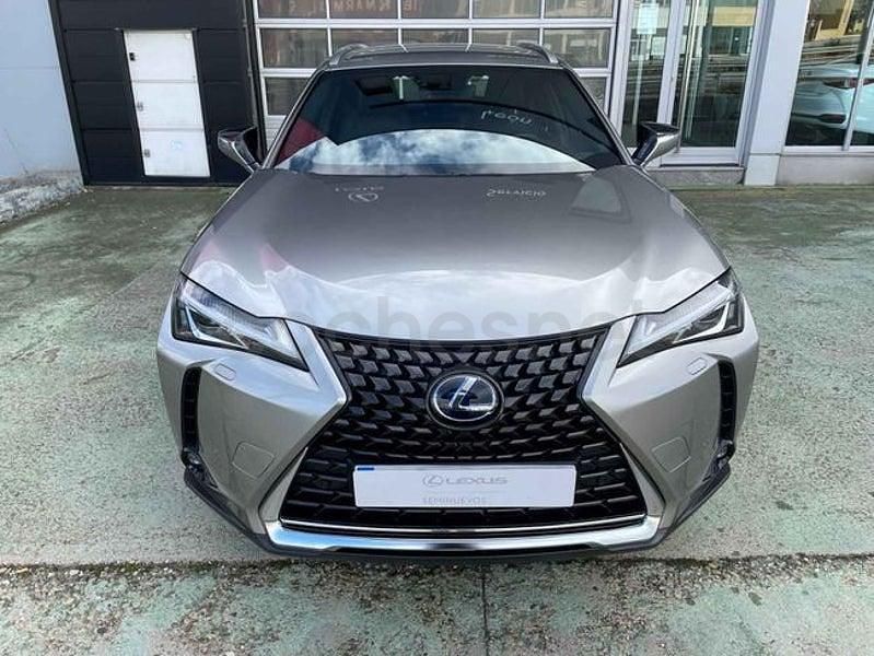 Usado Lexus UX 184 CV (135 kW) 2021 Gris / plata SUV