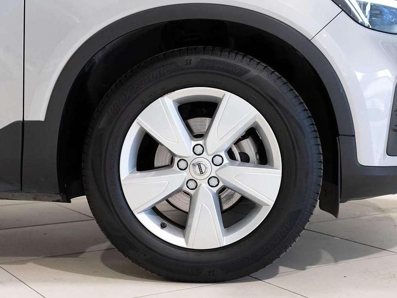 Usado Volvo XC40 129 CV (94 kW) 2022 Plateado SUV