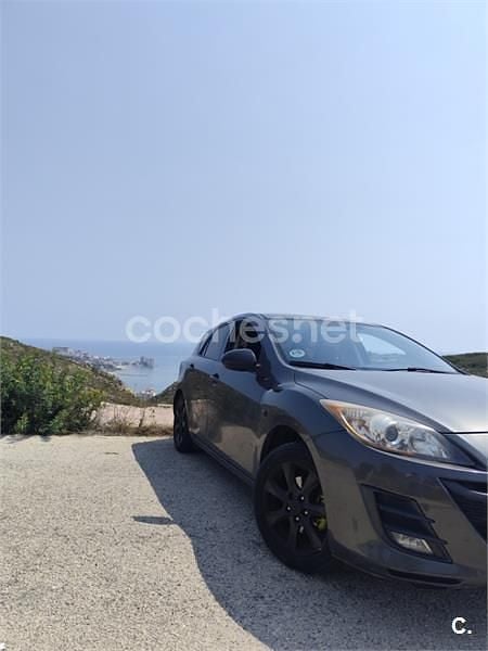 Usado Mazda 3 Active 115 CV (84 kW) 2012 Verde Berlina