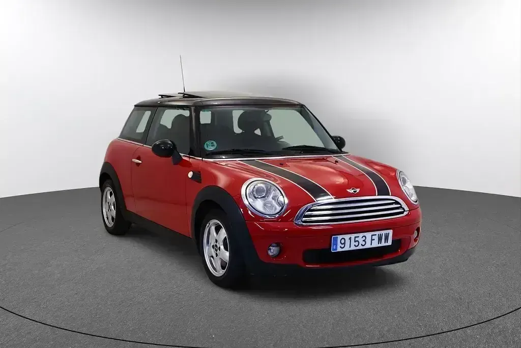 Usado Mini Cooper 120 CV (88 kW) 2008 Rojo Utilitario