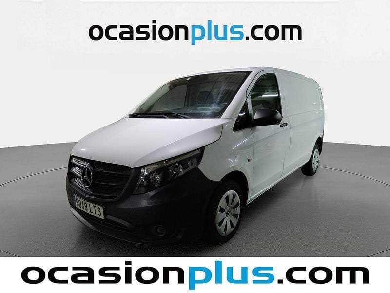 Usado Mercedes Vito 102 CV (75 kW) 2021 Blanco Van