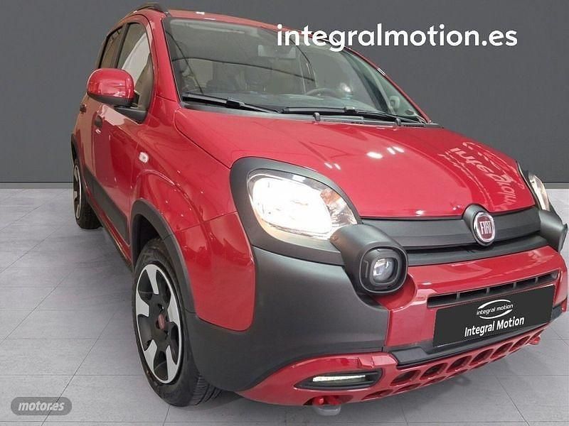Nuevo Fiat Panda 69 CV (50 kW) 2025 Rojo Berlina