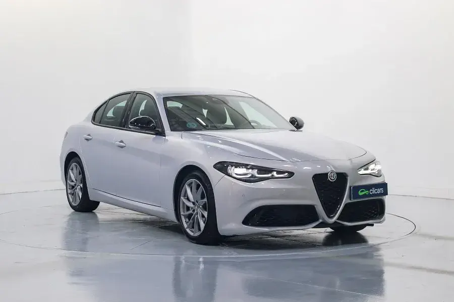 Usado Alfa Romeo Giulia Sprint Sprint 160 CV (117 kW) 2023 Coupe