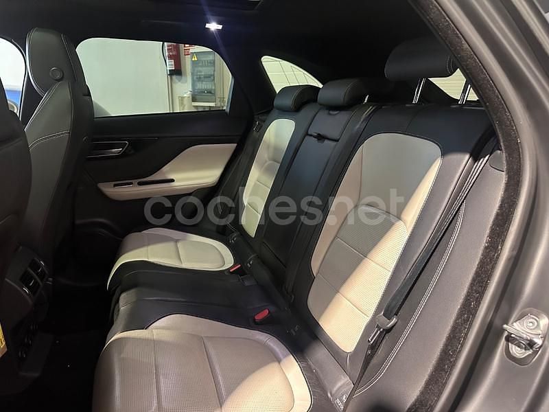 Usado Jaguar F-Pace R-Sport 300 CV (220 kW) 2018 Negro SUV