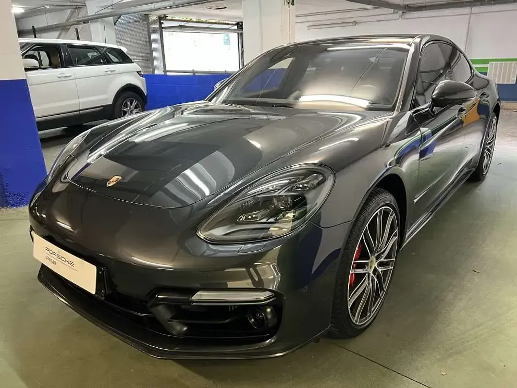 Usado Porsche Panamera Turbo Executive Executive 549 CV (403 kW) 2017 Negro Utilitario