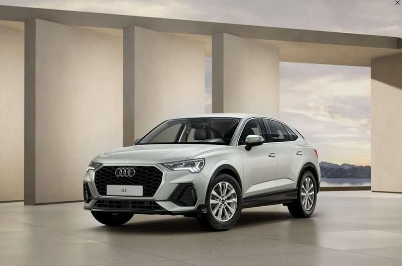 Plateado Nuevo 2025 Audi Q3 Sportback Advanced SUV | 39.931 € - Imagen 1/4