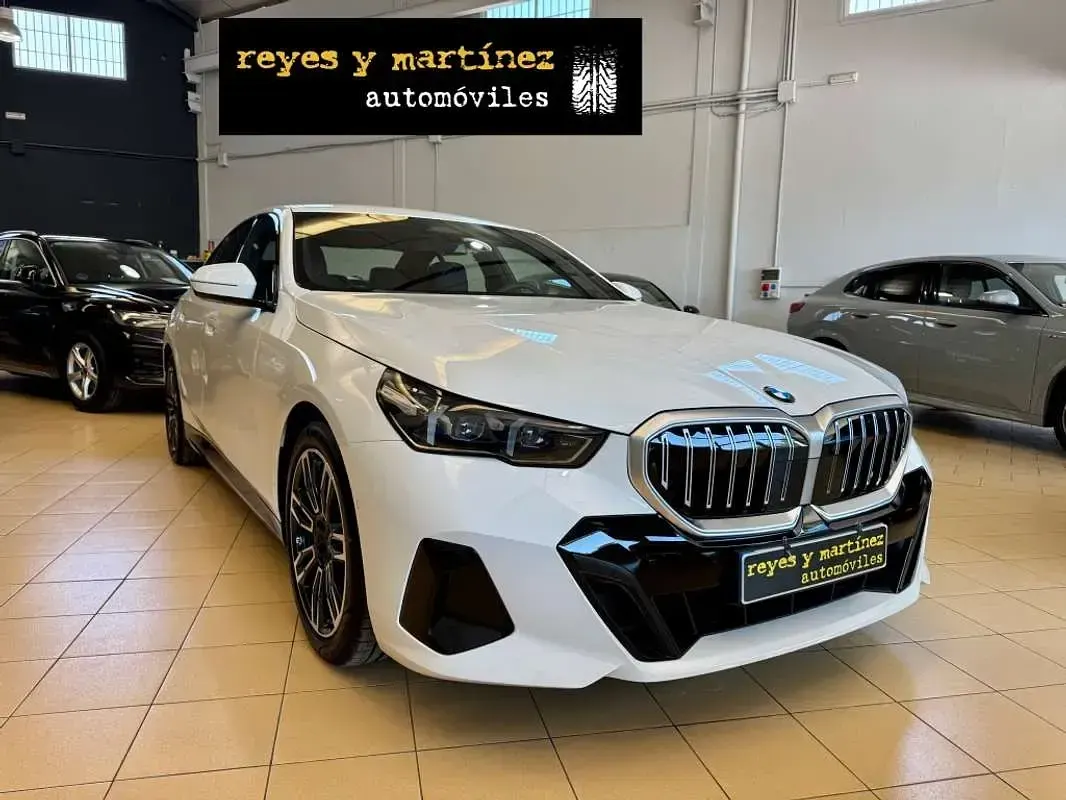 Usado BMW X5 M Sport Line 197 CV (144 kW) 2026 Blanco SUV