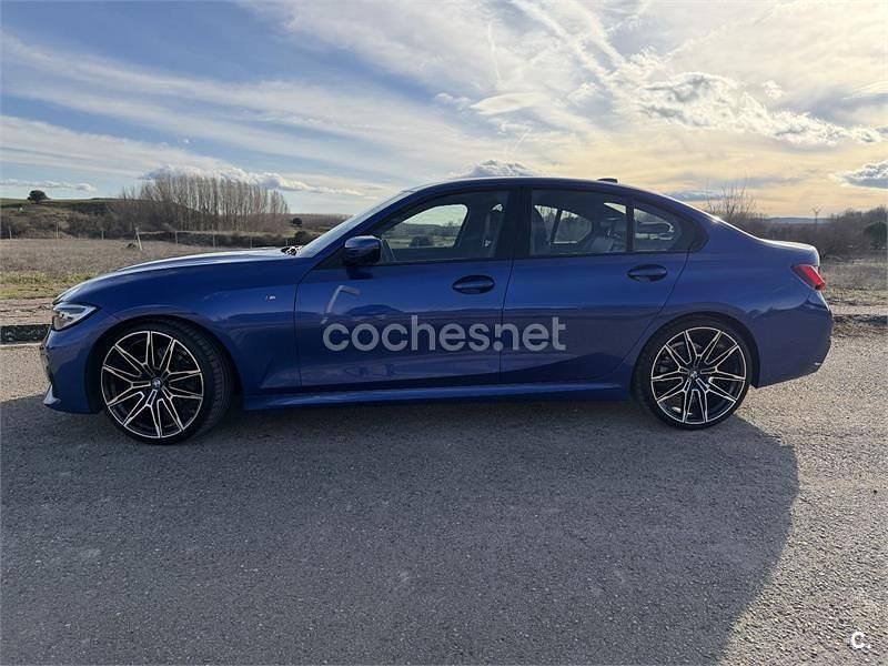 Usado BMW 320e Shadowline 190 CV (139 kW) 2021 Azul Berlina