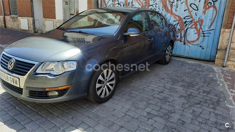 Azul Usado 2010 VW Passat Edition Berlina | 5750 € (Buen precio) - Imagen 1/4