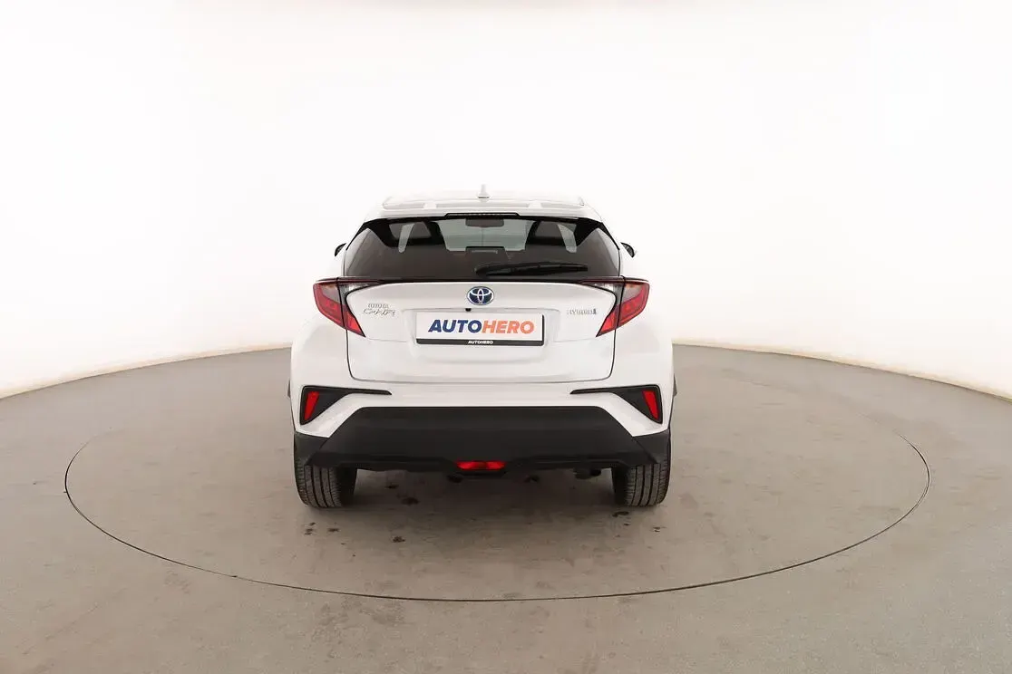 Usado Toyota C-HR Advance 122 CV (89 kW) 2023 Blanco SUV