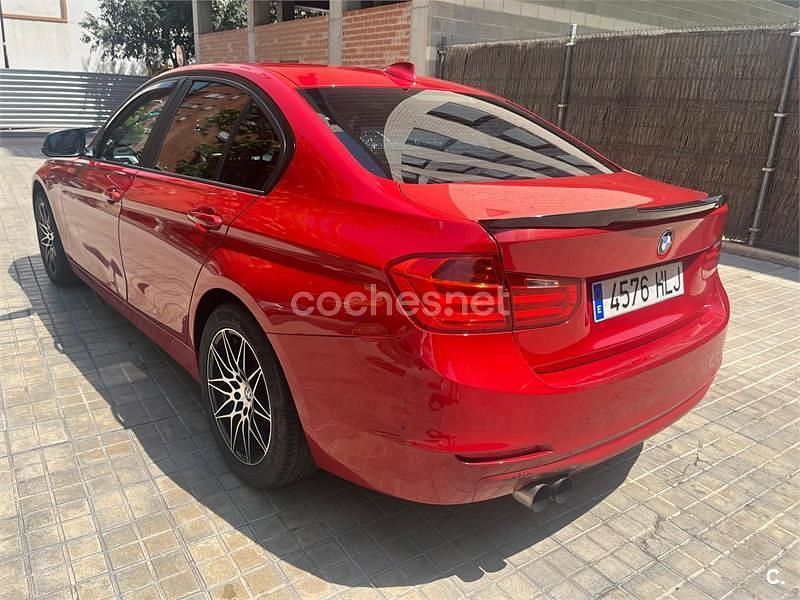 Rojo Usado 2012 BMW 316 Luxury Line Berlina | 6999 € (Precio justo) - Imagen 1/4
