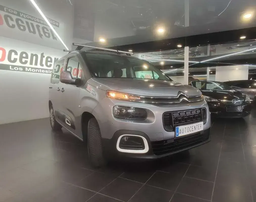 Usado Citroën e-Berlingo Feel 109 CV (80 kW) 2019 Gris Monovolumen