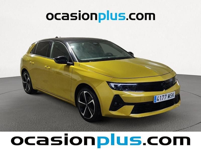 Usado Opel Astra S 131 CV (96 kW) 2024 Amarillo Utilitario