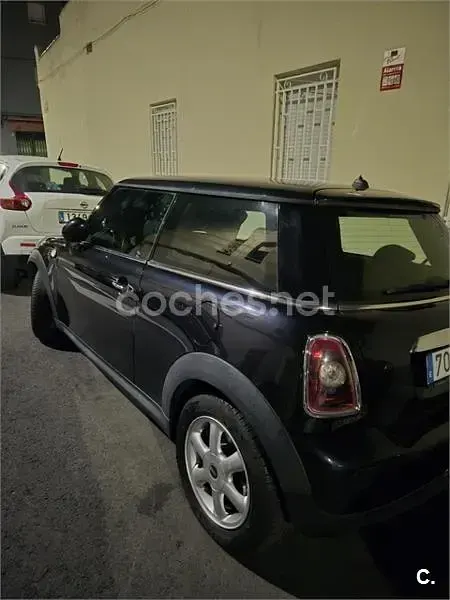 Usado Mini ONE 90 CV (66 kW) 2007 Negro Utilitario