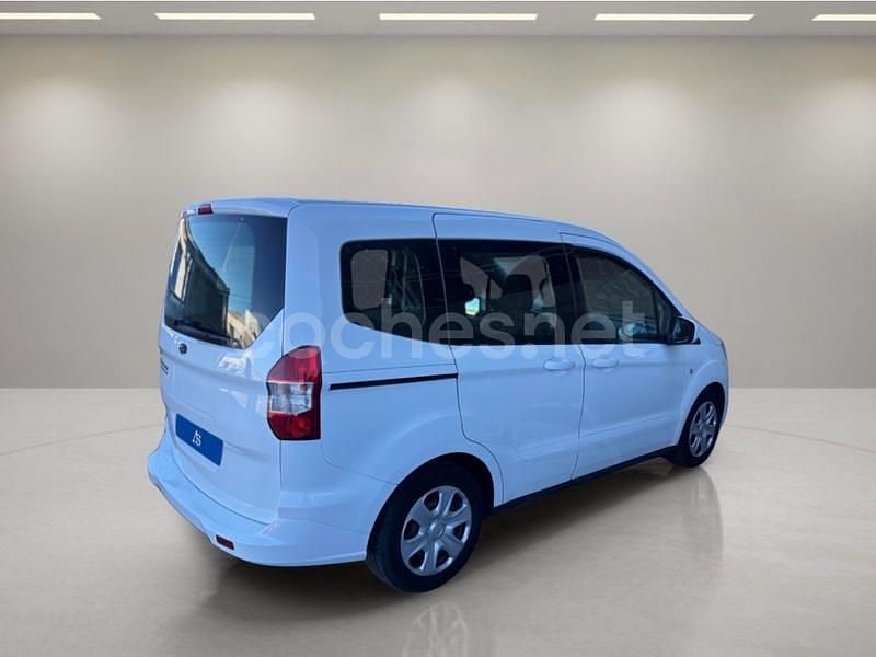 Blanco Usado 2019 Ford Tourneo Courier Trend Monovolumen | 14.000 € (Un poco caro) - Imagen 1/4