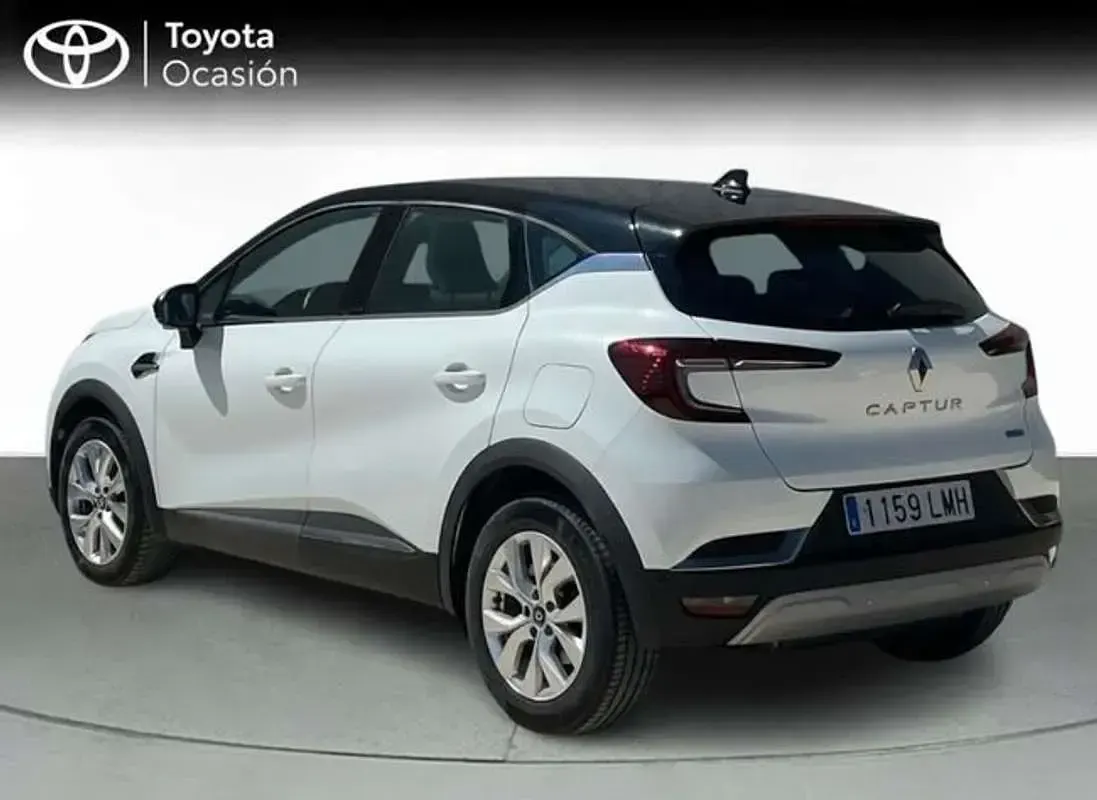 Usado Renault Captur 158 CV (116 kW) 2021 Blanco SUV