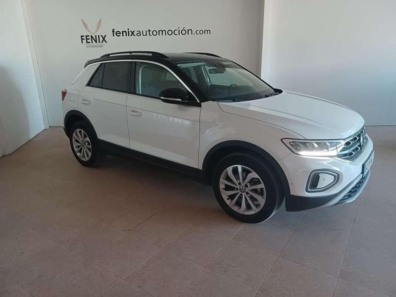 Usado VW T-Roc Life 110 CV (80 kW) 2022 Blanco SUV