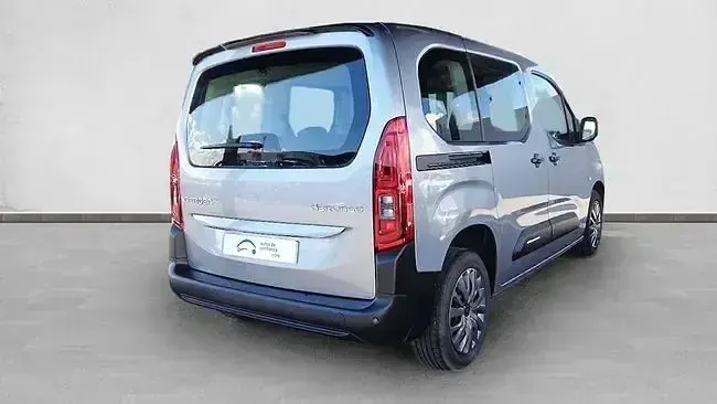 Usado Citroën Berlingo 100 CV (73 kW) 2025 Gris Monovolumen