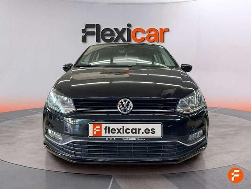 Usado VW Polo Advance 90 CV (66 kW) 2016 Negro Utilitario