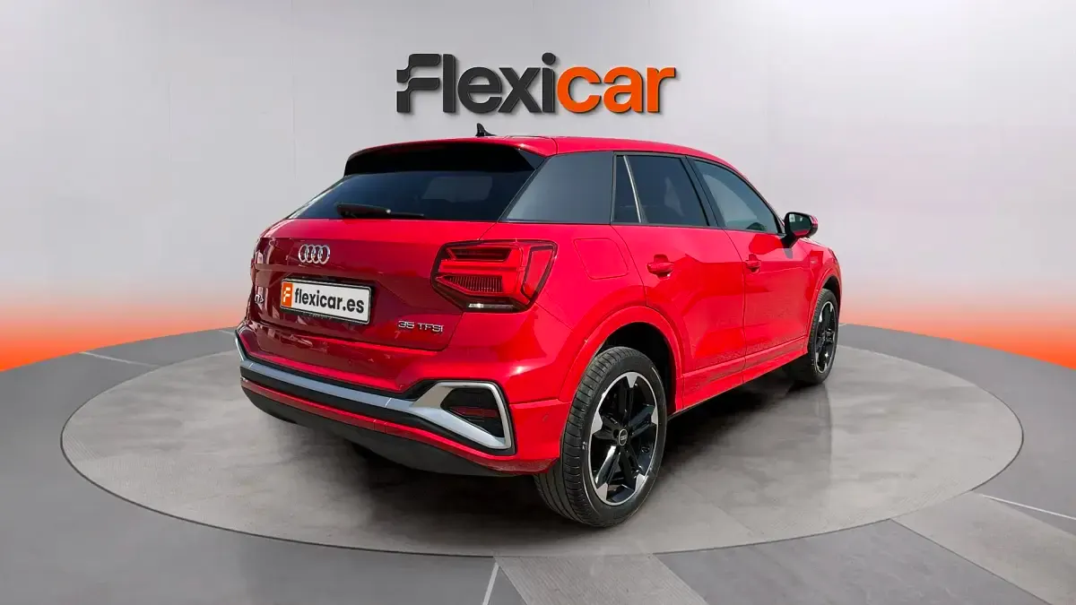 Usado Audi Q2 S-Line 150 CV (110 kW) 2021 Rojo SUV