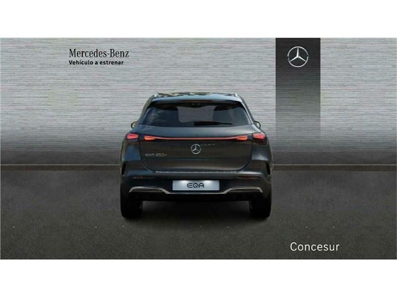 Usado Mercedes EQA250+ 139 kW (190 CV) 2024 Gris SUV
