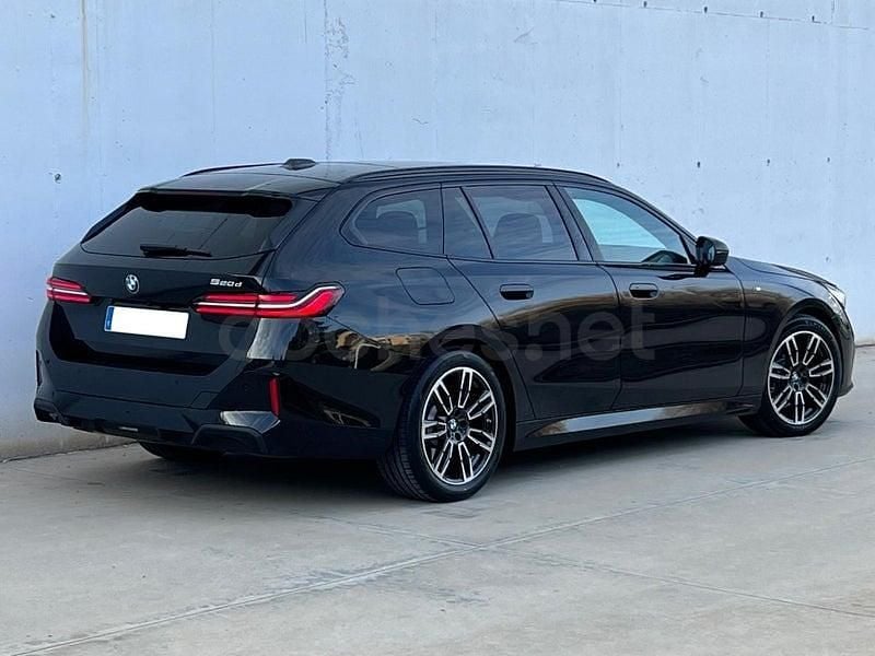 Usado BMW 520 Comfort Edition 197 CV (144 kW) 2025 Negro Familiar