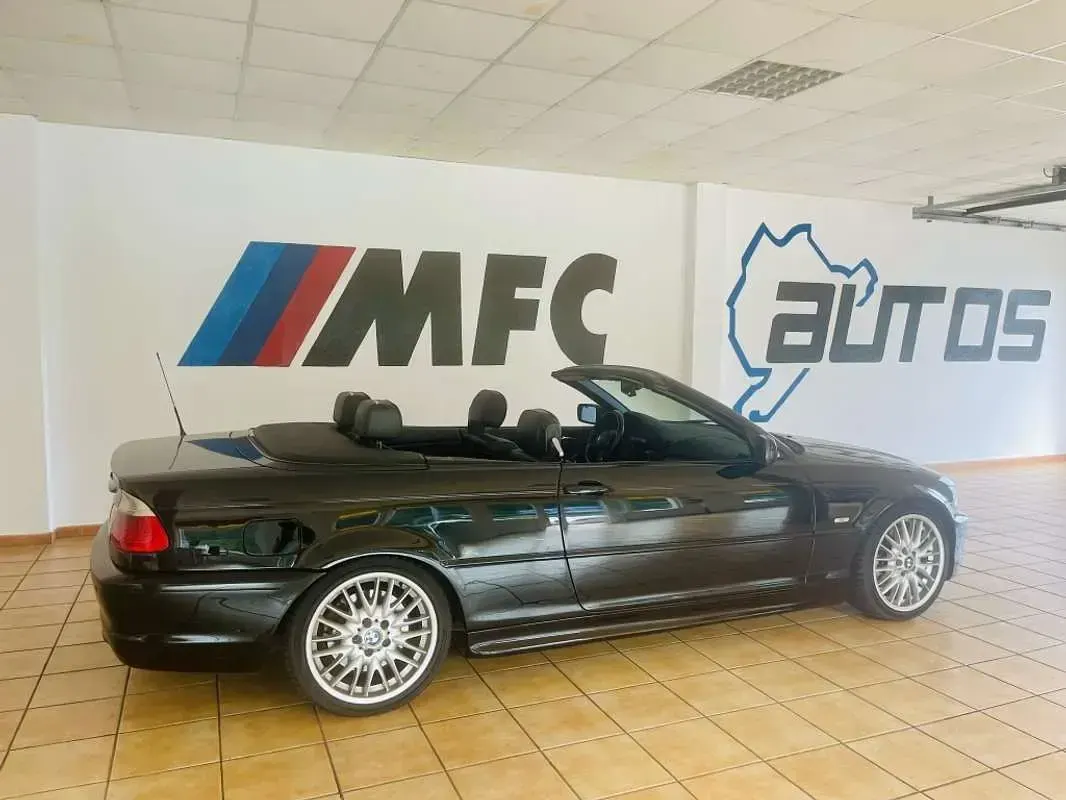 Usado BMW 330 Cabriolet 231 CV (169 kW) 2002 Negro Descapotable