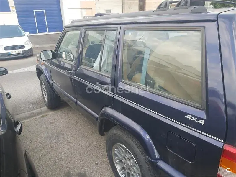 Usado Jeep Cherokee 115 CV (84 kW) 1995 Azul SUV