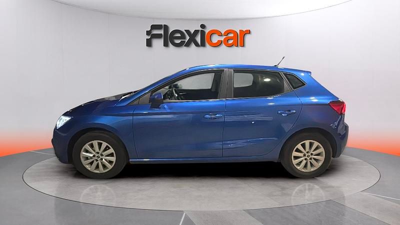 Usado Seat Ibiza Reference 95 CV (69 kW) 2024 Azul Utilitario