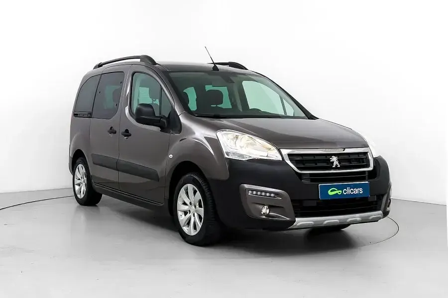 Usado Peugeot Partner Tepee Outdoor 100 CV (73 kW) 2017 Monovolumen