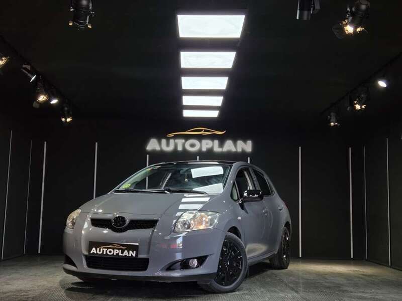 Gris Usado 2007 Toyota Auris Luna Utilitario | 5790 € (Precio justo) - Imagen 1/4