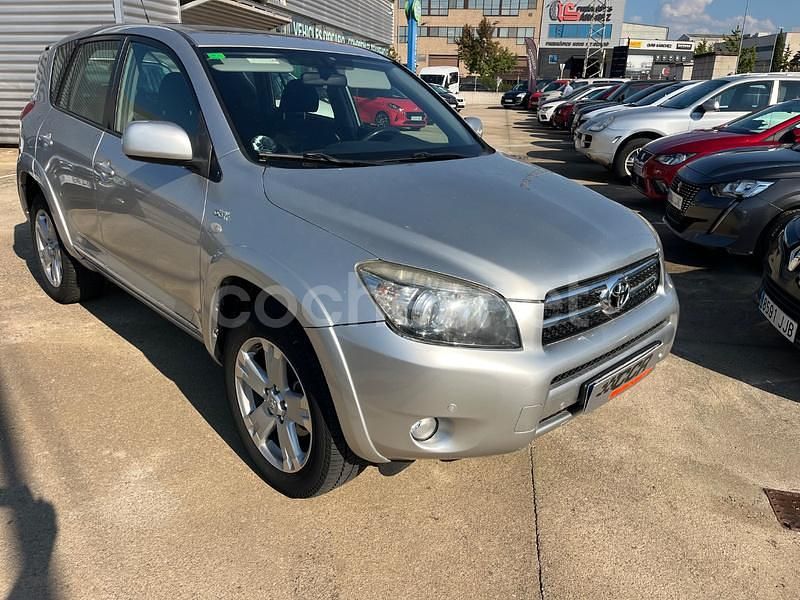 Gris / plata Usado 2008 Toyota RAV4 SUV | 11.500 € (Precio justo) - Imagen 1/4