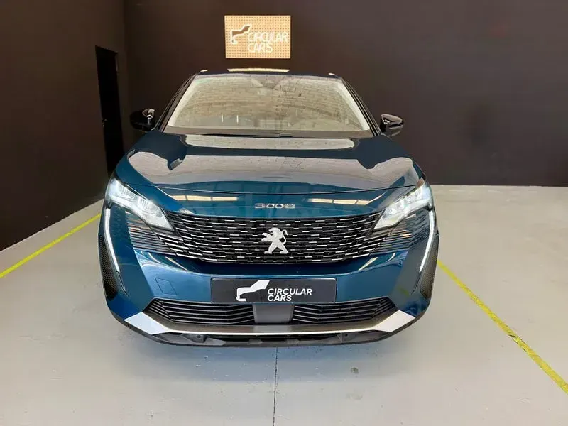 Usado Peugeot 3008 Active 130 CV (95 kW) 2022 Azul SUV