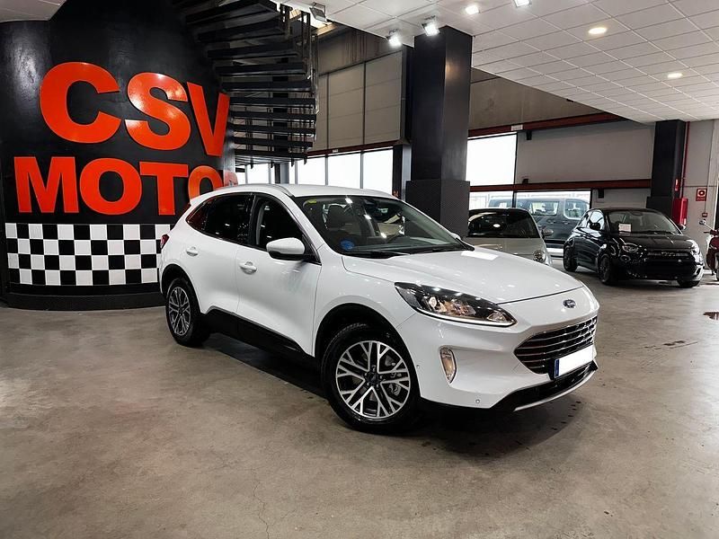 Usado Ford Kuga Titanium 227 CV (166 kW) 2020 Blanco SUV