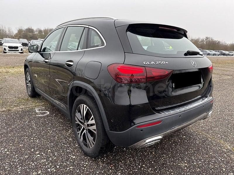 Usado Mercedes GLA250 218 CV (160 kW) 2023 Negro SUV