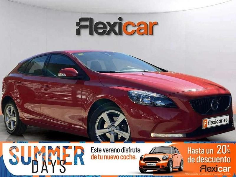 Rojo Usado 2017 Volvo V40 Inscription Familiar | 12.290 € (Buen precio) - Imagen 1/4