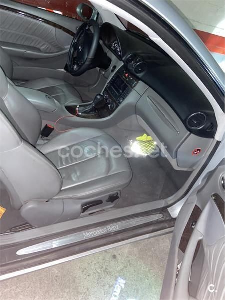 Usado Mercedes CLK320 Elegance 224 CV (164 kW) 2005 Gris / plata Coupe