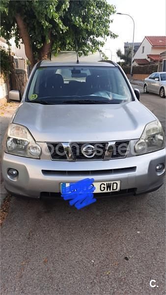 Gris / plata Usado 2010 Nissan X-Trail SE SUV | 7200 € (Precio justo) - Imagen 1/4