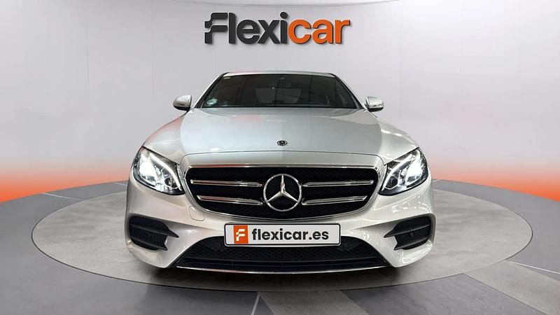 Usado Mercedes E220 194 CV (142 kW) 2020 Gris Berlina