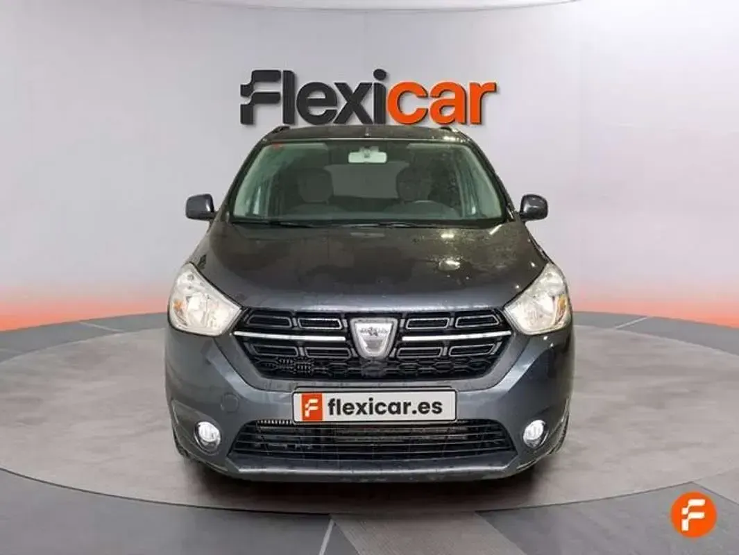Usado Dacia Lodgy Lauréate 116 CV (85 kW) 2017 Negro Monovolumen