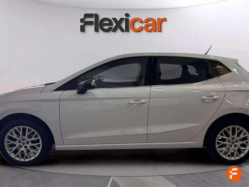 Usado Seat Ibiza XCELLENCE 116 CV (85 kW) 2024 Blanco Utilitario