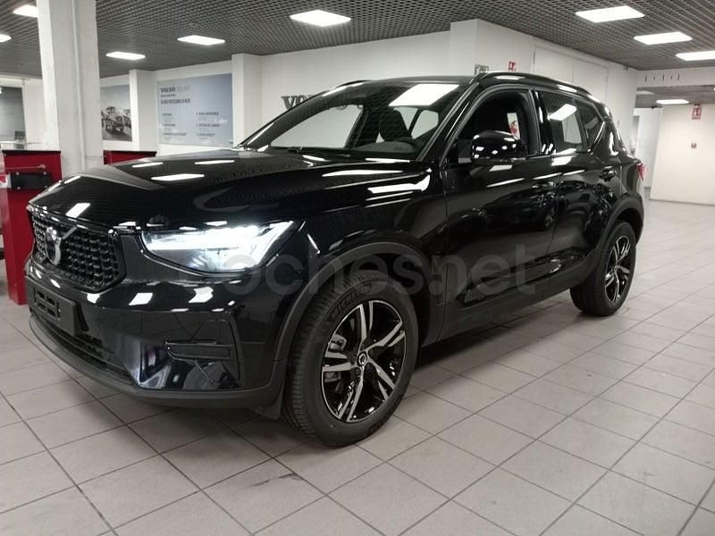 Nuevo Volvo XC40 Plus 163 CV (119 kW) 2025 Negro SUV