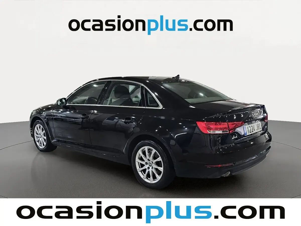 Usado Audi A4 150 CV (110 kW) 2016 Negro Berlina