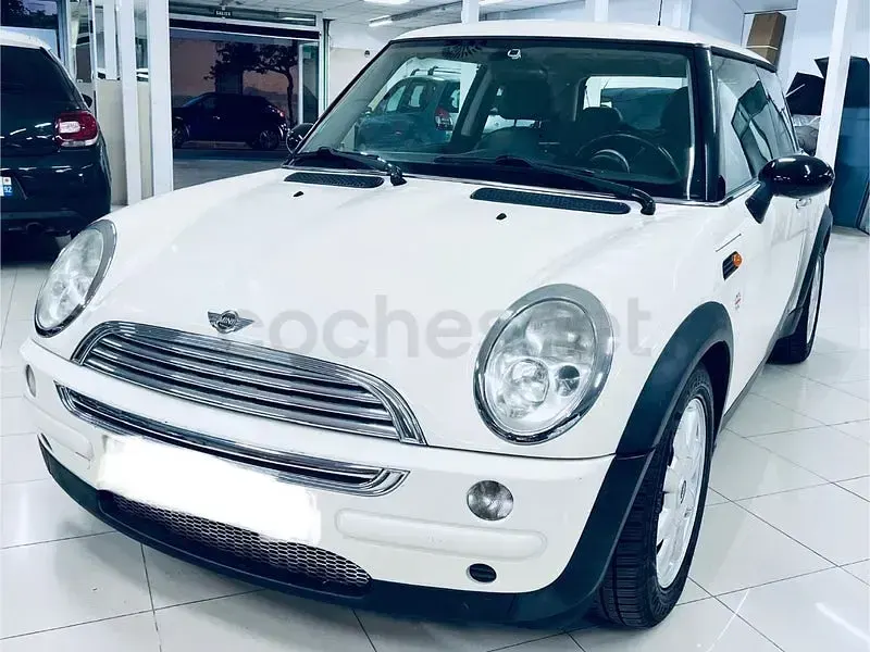 Usado Mini Cooper S 163 HP (119 kW) 2004 Branco Citadino