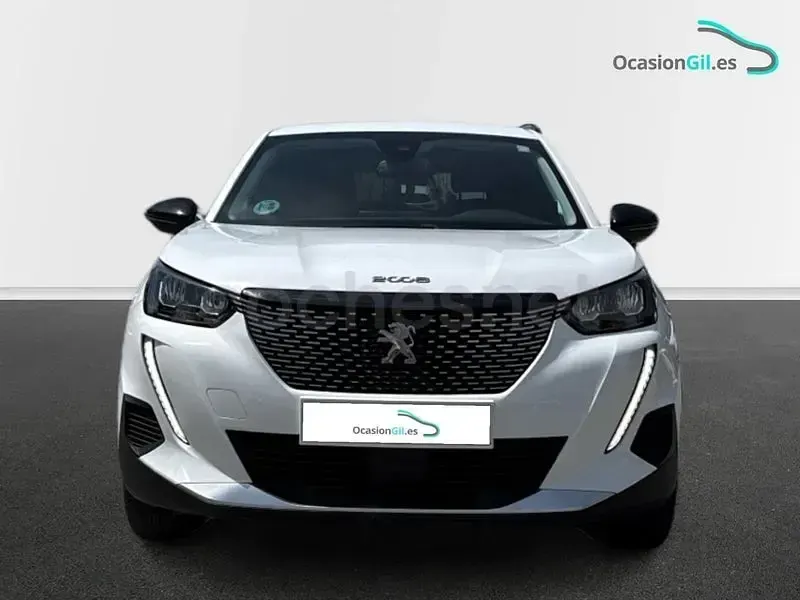 Usado Peugeot 2008 Allure 110 CV (80 kW) 2022 Blanco SUV