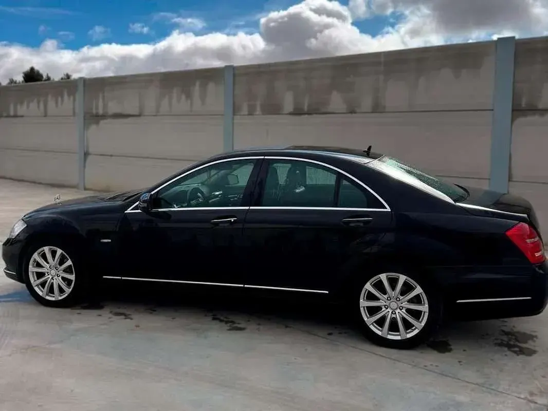 Usado Mercedes S350 258 CV (189 kW) 2010 Negro Berlina